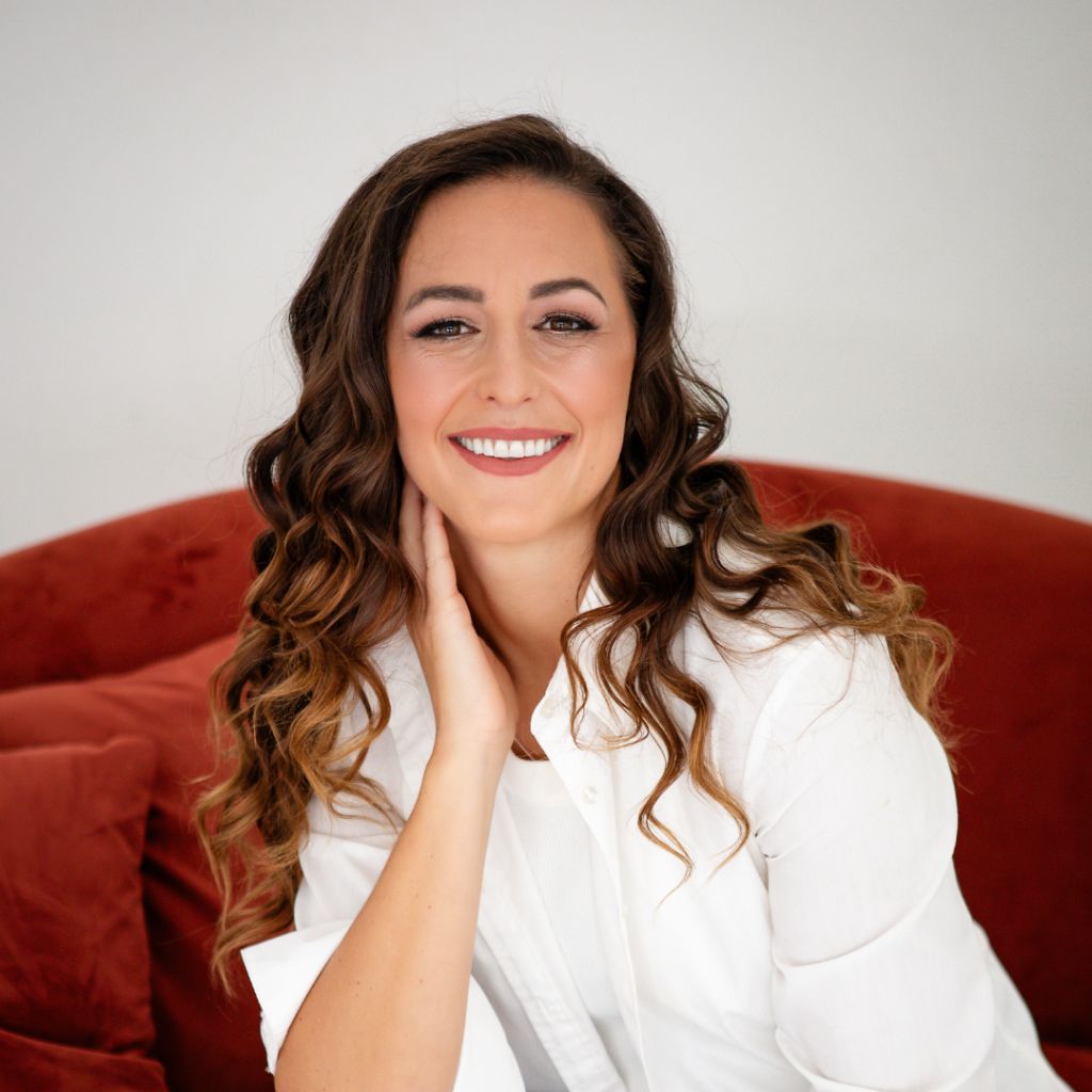 Rae Irelan, CEO of Evolved Podcasting